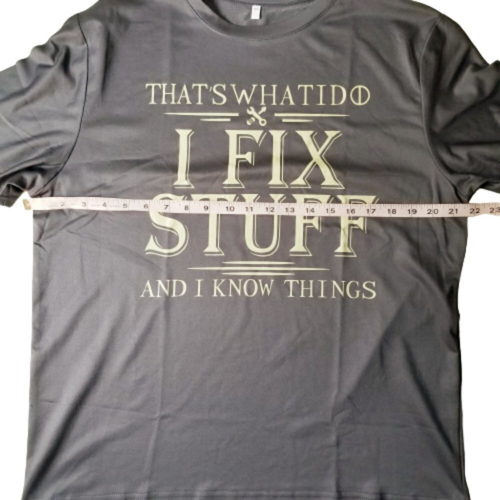 Crew Neck T-Shirt with Tools Graphic Size Medium - Picture 7 of 7